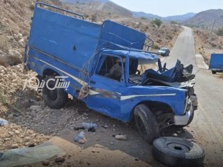 واژگونی یک دستگاه نیسان در جاده کوهیج به لاورمیستان