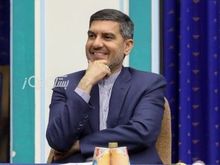 به رغم لطف و پیشنهاد دبیر شورای عالی مناطق آزاد، تمایلی برای مدیرعاملی کیش و قشم نداشته ام