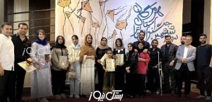 نمایش «تاریده تار از تبار دُت» در جشنواره تئاتر هرمزگان به جشنواره بین المللی تئاتر فجر تهران راه یافت