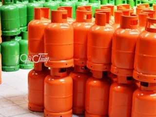 کمبود سیلندر گاز موجب نارضایتی درشهرستان بستک شده است/ خیلی از روستاها و حتی محلات شهر بستک گاز شهری ندارند!