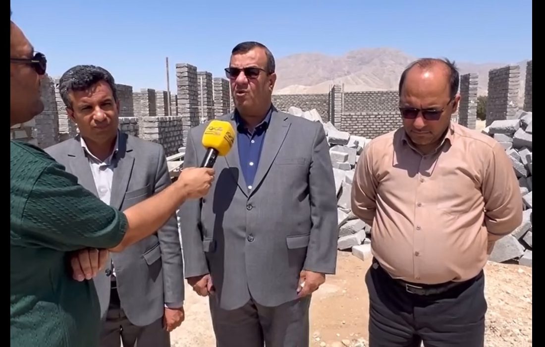 بازدید نماینده غرب هرمزگان و مدیرکل راه و شهرسازی هرمزگان از مسکن ملی بستک