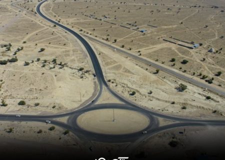 اجرای لکه گیری محورهای شهرستان بستک