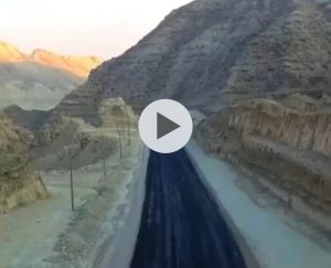 آسفالت ۲ کیلومتر دیگر از محور خورجناح