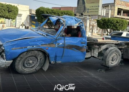واژگونی وانت نیسان در ورودی شهر بستک / قسمت بار به طور کامل از خودرو جدا شد