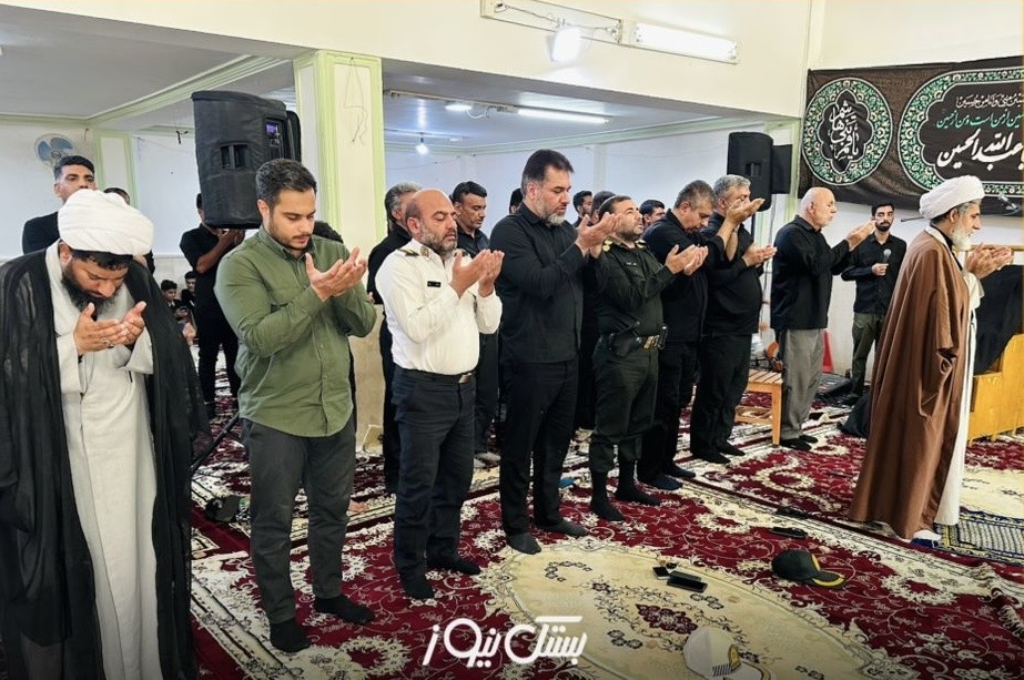 نماز ظهر عاشورا در بستک اقامه شد