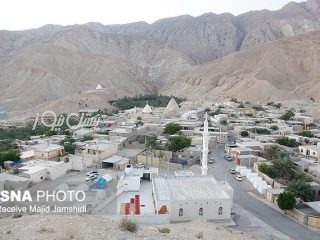 رودبار بستک، محروم از برق پایدار و اینترنت مناسب