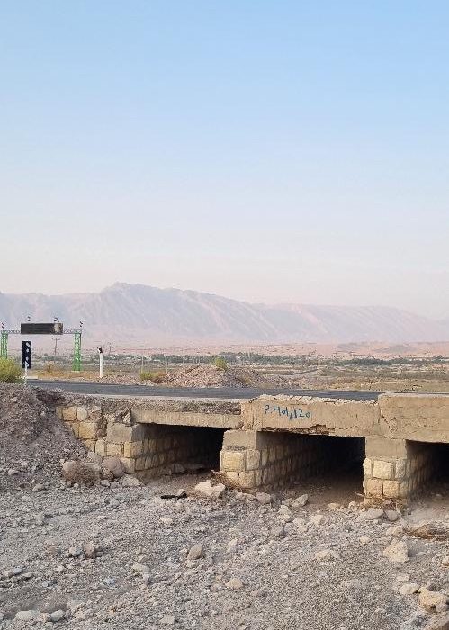 تعویض دال دو دهانه پل محور بستک–لار در محدوده سه‌راهی مردنو در دستور کار راهداری قرار گرفت