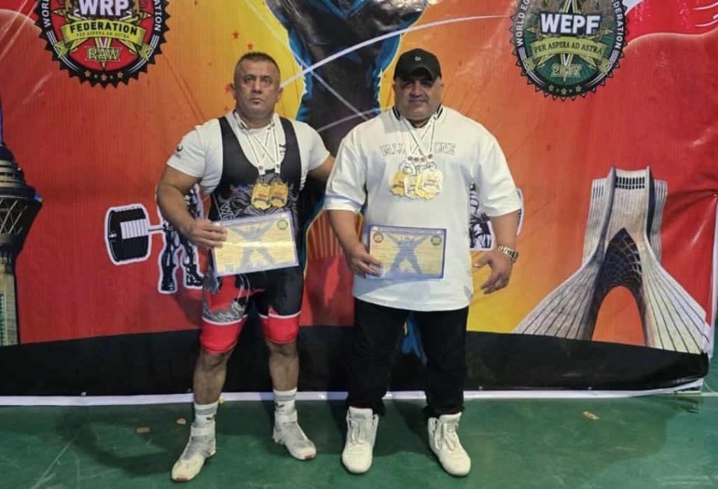 درخشش نمایندگان بستک در مسابقات پاورلیفتینگ باشگاه‌های کشور به میزبانی تهران