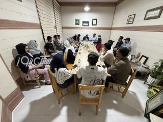 نشست هم‌اندیشی عکاسان و تصویربرداران شهرستان بستک
