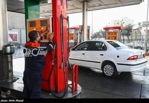 بلاخره دولت تکلیف بنزین را روشن کرد/ نرخ سوم بنزین از نیمه دوم آذرماه ۵۰۰۰ تومان می‌شود