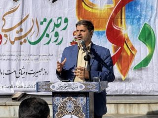 ۹ دی تجلی اتحاد مقدس ملت ایران است / دشمن در شکستن وحدت ناکام ماند