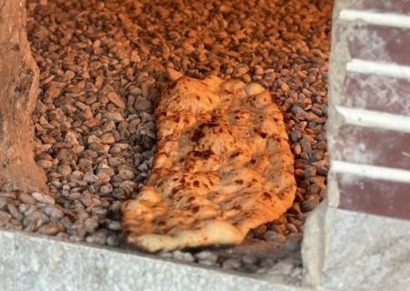 از سرگیری فعالیت نانوایی سنگک در بستک پس از وقفه دو ماهه