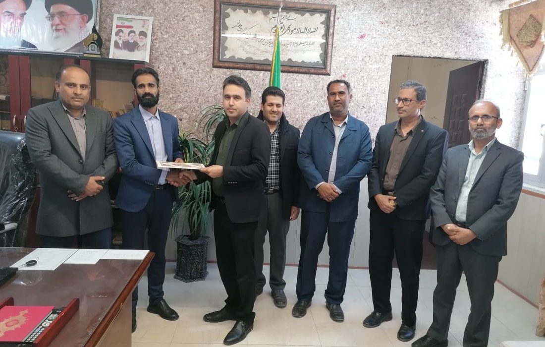 سرپرست معاونت آموزشی آموزش‌وپرورش بستک معرفی شد