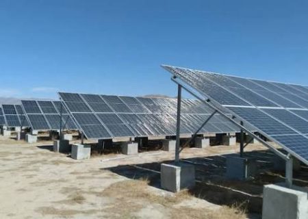 نیروگاه خورشیدی یک مگاواتی در شهرستان بستک راه اندازی می شود