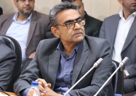 آغاز اصلاح و بهینه‌سازی شبکه‌های فرسوده برق در شهر بستک