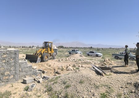 رفع تصرف ۱۳ هزار مترمربع اراضی ملی در منطقه چاه بنارد