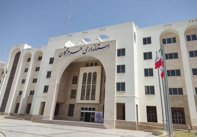 حضور صد درصدی کارکنان دولت از سی ام خرداد در ادارات دولتی / ساعت کاری ۷ الی ۱۳
