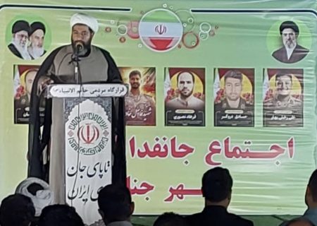 وحدت امت اسلامی پاسخ به سیاست تفرقه ‌افکنی دشمن است