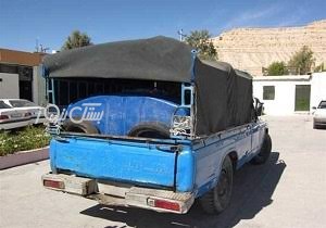 توقیف کاروان قاچاق سوخت با ۱۰ هزار لیتر فرآورده نفتی در بستک
