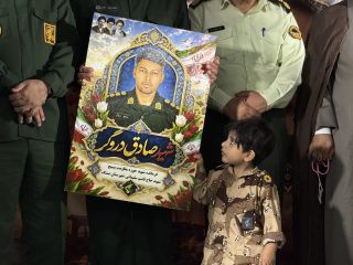 مراسم یادواره شهید صادق دروگر در چاه‌بنارد
