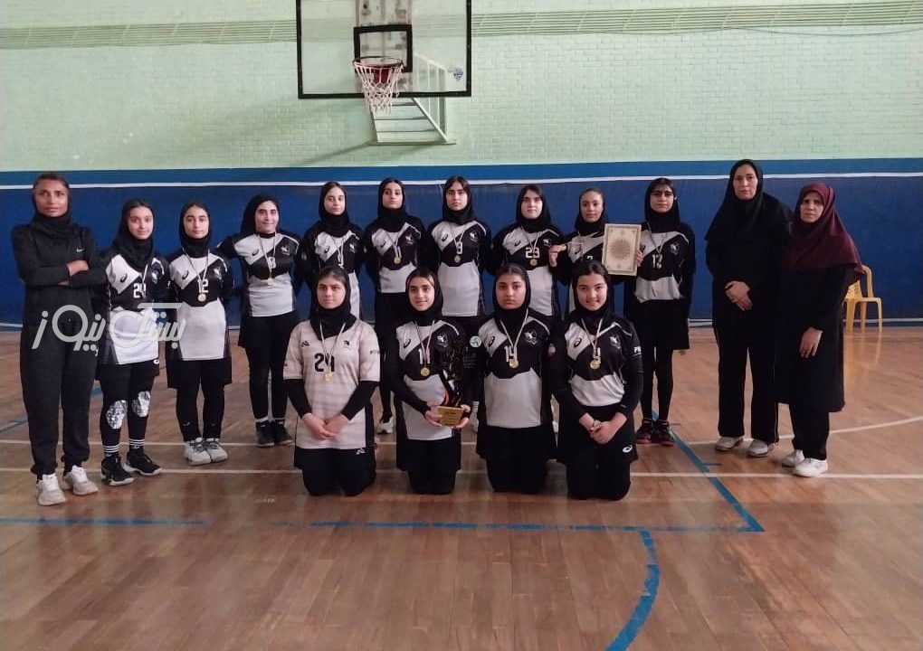 تیم منتخب اوج قشم و همیاری شهرداری بستک قهرمان والیبال زیر ۱۵ سال دختران هرمزگان شد
