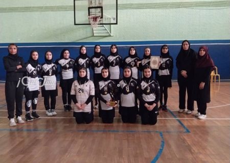 تیم منتخب اوج قشم و همیاری شهرداری بستک قهرمان والیبال زیر ۱۵ سال دختران هرمزگان شد